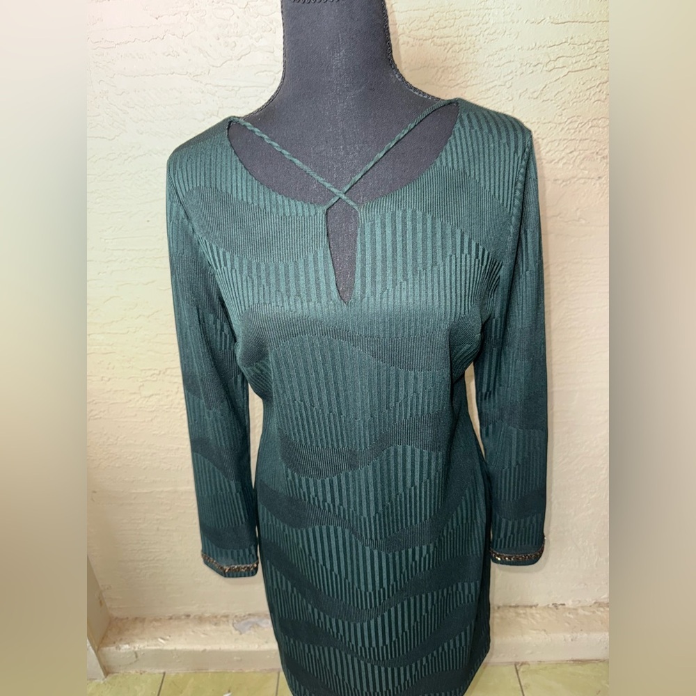 Foley’s Petite Emerald Green Sheath Dress Beaded Cuff Keyhole- 8P‎ - Picture 5 of 10